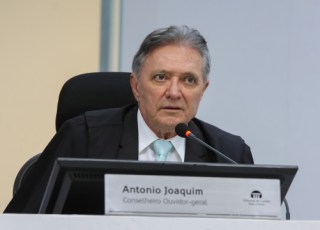 TCE-MT aponta que 47% dos municípios não prestaram contas do Fundeb e alerta sobre sanções