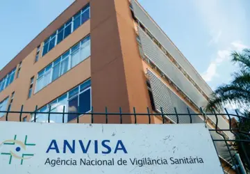Anvisa diz que não restringe voos com medicamentos para o Rio Grande do Sul