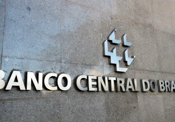 BC diz que juro alto já contribui para desaceleração da atividade e que impacto na geração de empregos deve se aprofundar