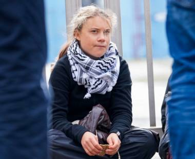 Greta Thunberg é presa durante protesto contra Israel em Copenhague